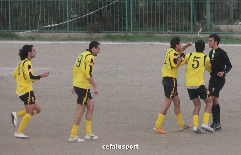 111105 virtus 210y_tn.jpg